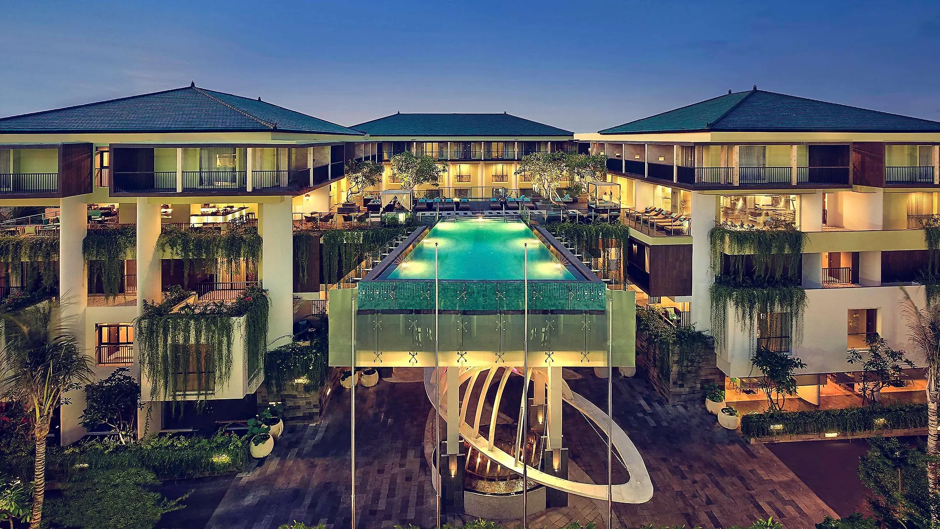 Hotel Mercure Bali Legian