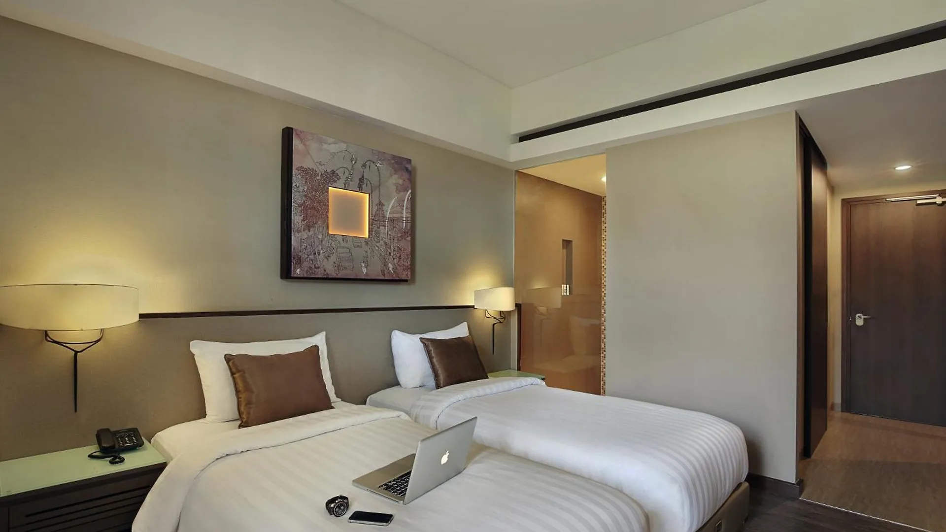 Mercure Bali Legian Hotel